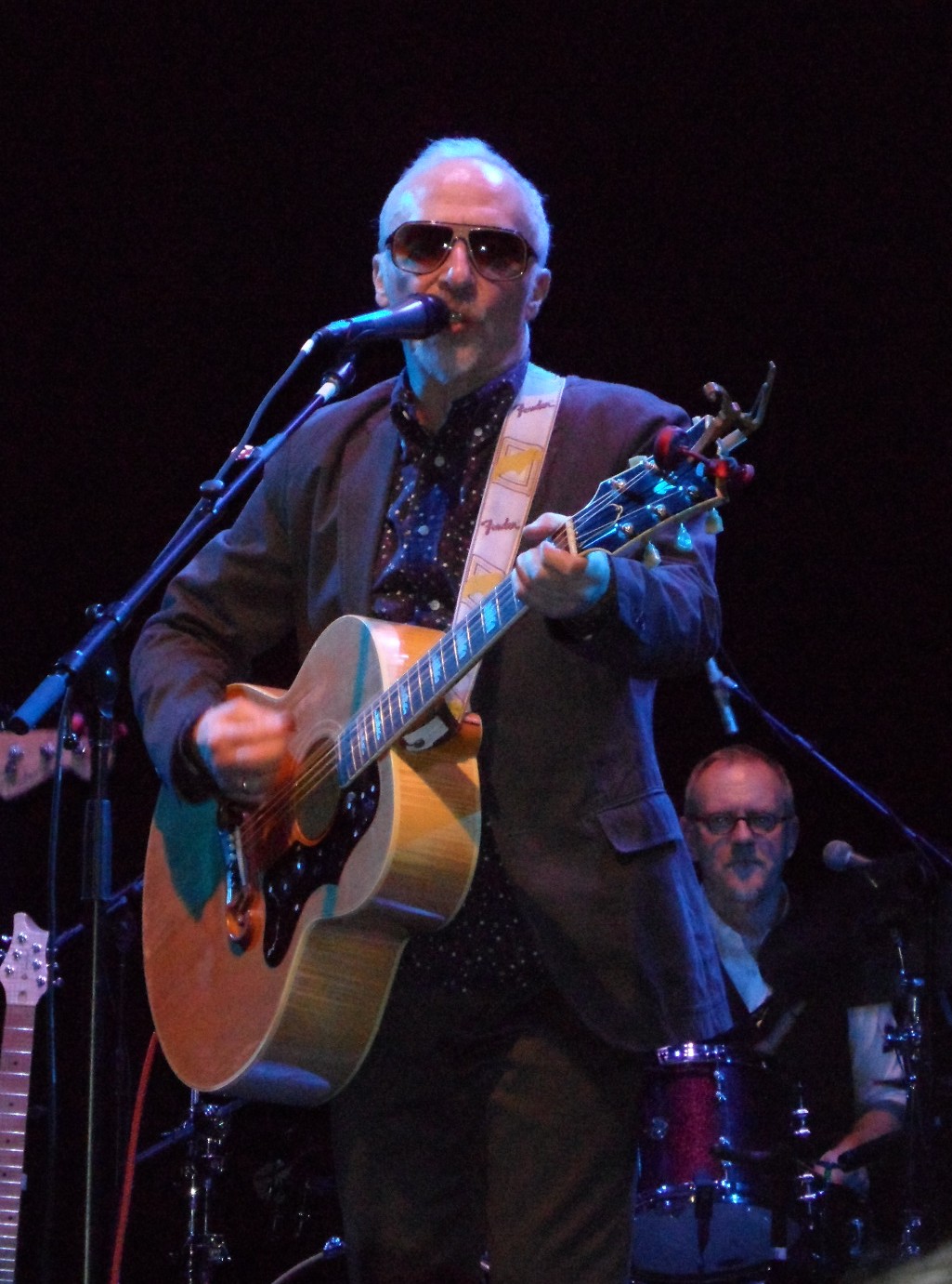 Artist photo of Graham Parker