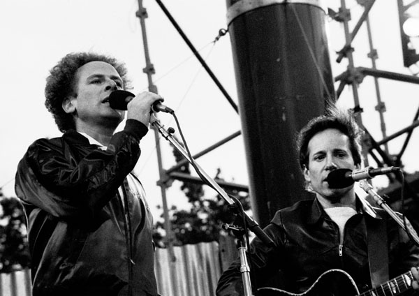 Artist photo of Simon and Garfunkel